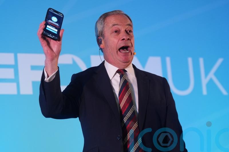 Farage calls out Badenoch directly on Reform UK membership at conference
