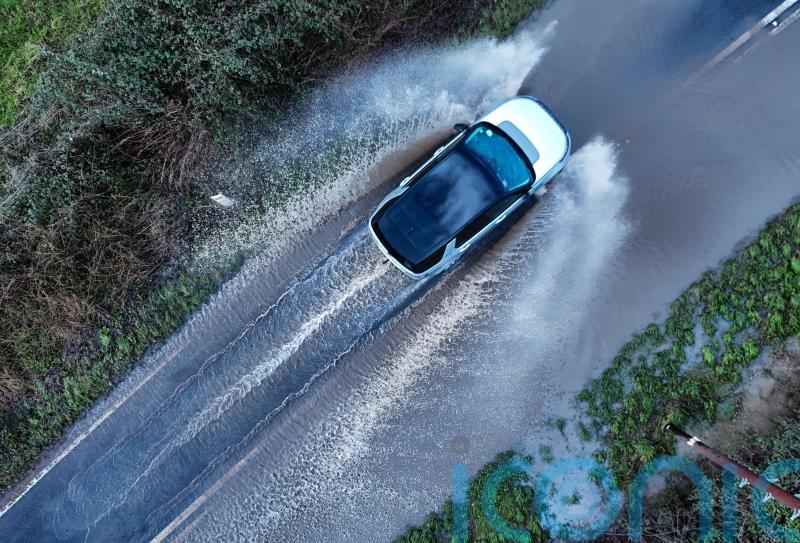 Major incidents declared in Midlands as flooding hits UK