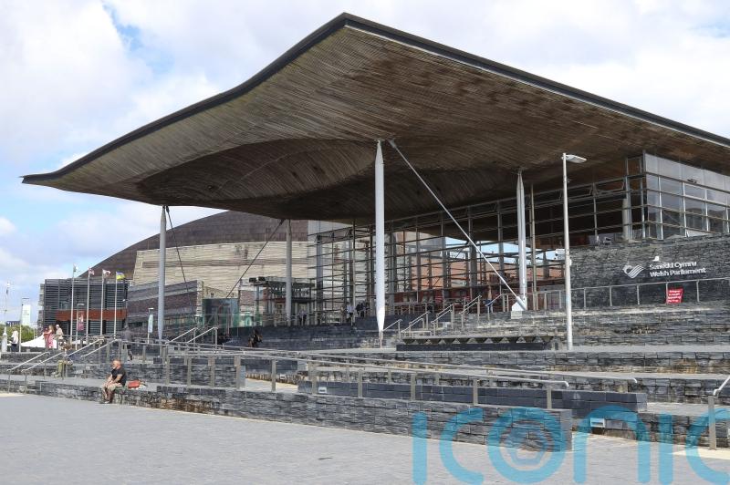 Welsh politicians set for 6% pay increase