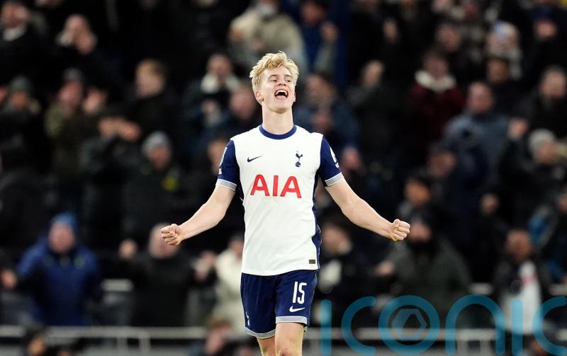 Thursday’s briefing: Spurs claim controversial win as West Ham look to new era