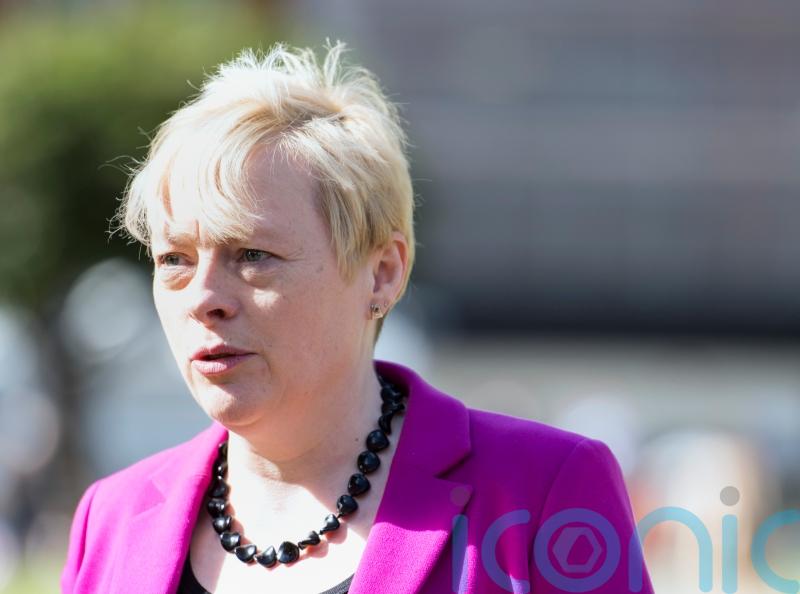 Number of asylum hotels will be down by end of March, says minister