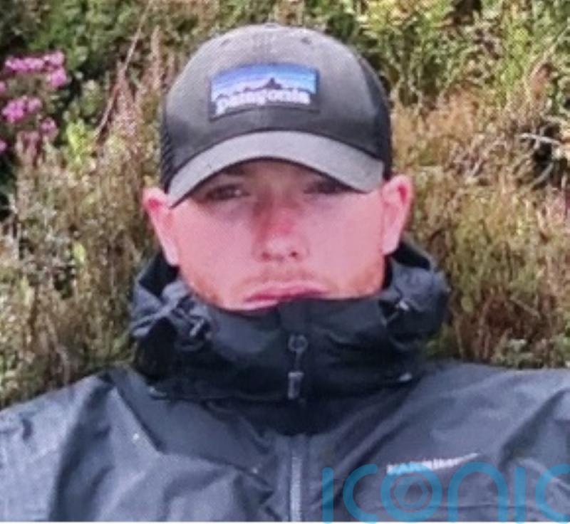 Police hunt driver missing after crash