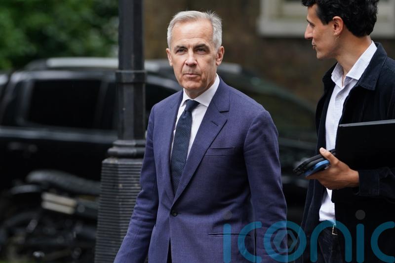 Former Bank boss Mark Carney announces bid to replace Canada’s Trudeau