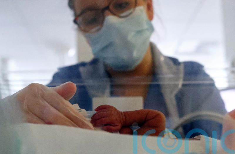 New rights for working families with babies in neonatal care
