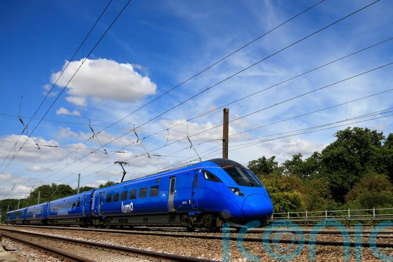 Private train firms should be ’embraced’ under nationalisation policy – report