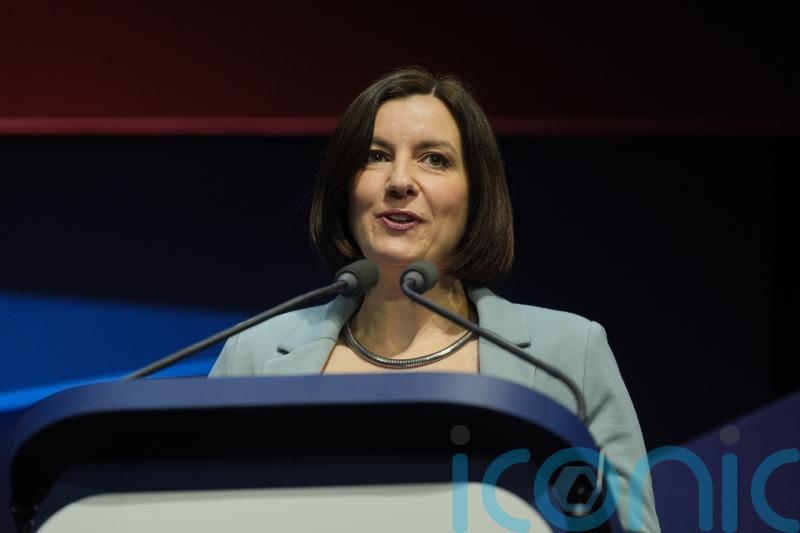 Using technology in schools can tackle absences and staff shortages – Phillipson