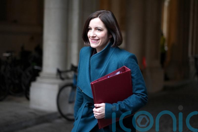 Conservative law to ban phones in schools is ‘gimmick’, Education Secretary says