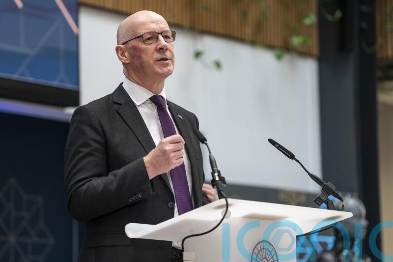 First Minister signs agreement with City of London to bolster finance sector
