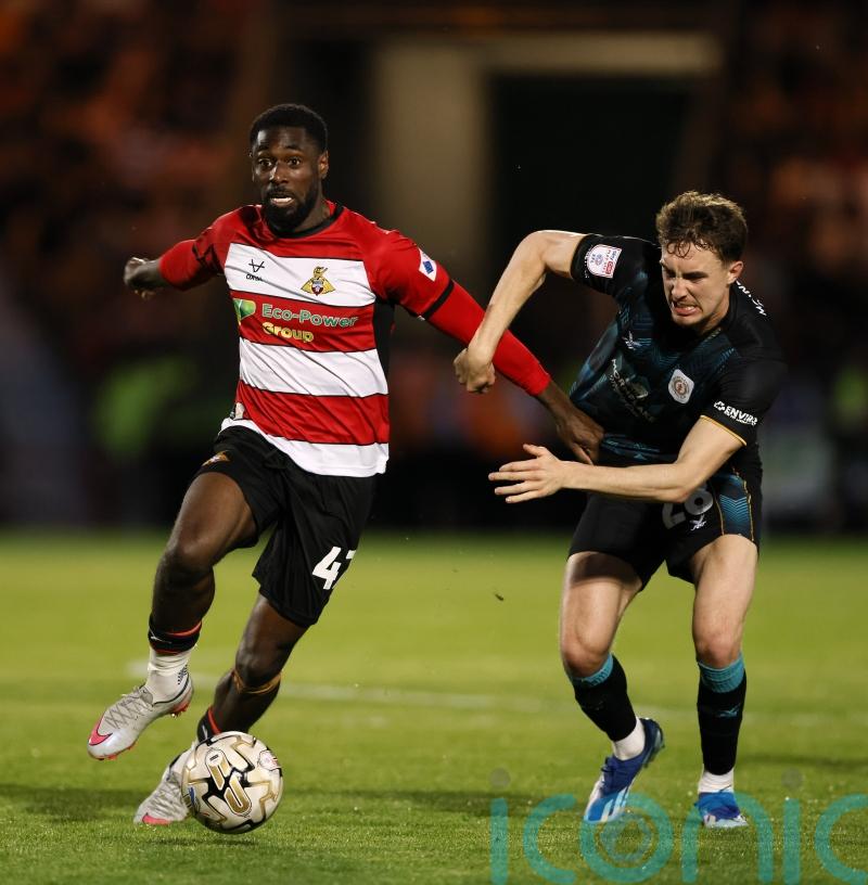 Hakeeb Adelakun nets penalty equaliser as 10-man Salford earn Newport point