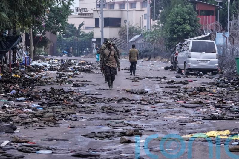M23 rebels expand control in east Congo as Rwandan leader urges ceasefire