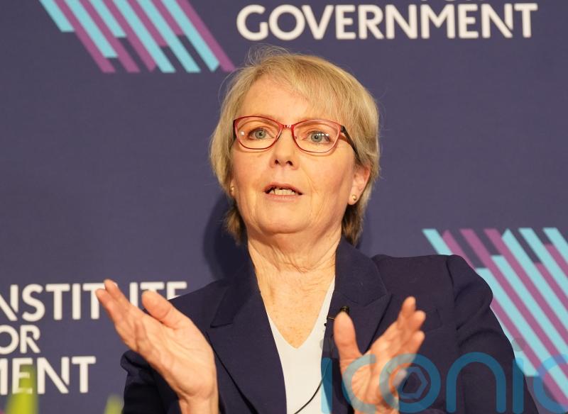 Minister: Fake news to suggest women’s health hubs face cuts or closure