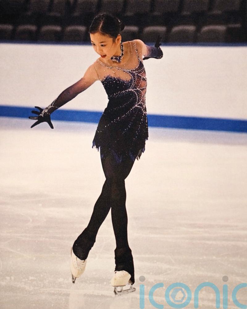 Teen figure skaters, group of hunters and students among victims of US air crash