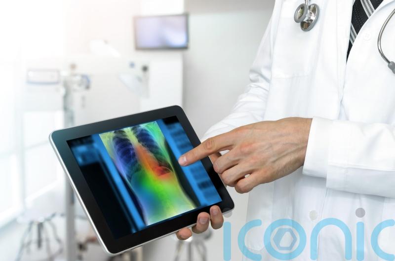 NHS must ‘urgently embrace’ AI to cope with rising demand, college warns