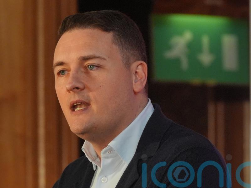 Diversity and inclusion in NHS hampered by &lsquo;anti-whiteness&rsquo; claims &ndash; Streeting
