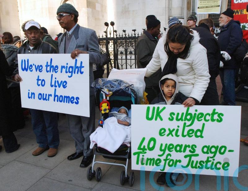 Keir Starmer accused of ‘bending the knee to Mauritius’ with revised Chagos deal