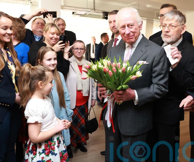 King pledges to lend his watercolours to Polish cultural centre in London