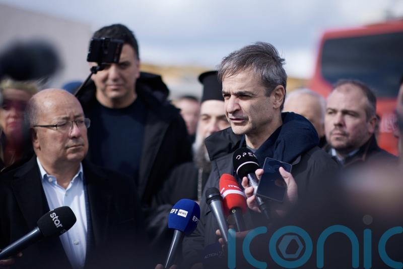 Greek prime minister visits Santorini as it imposes further earthquake measures