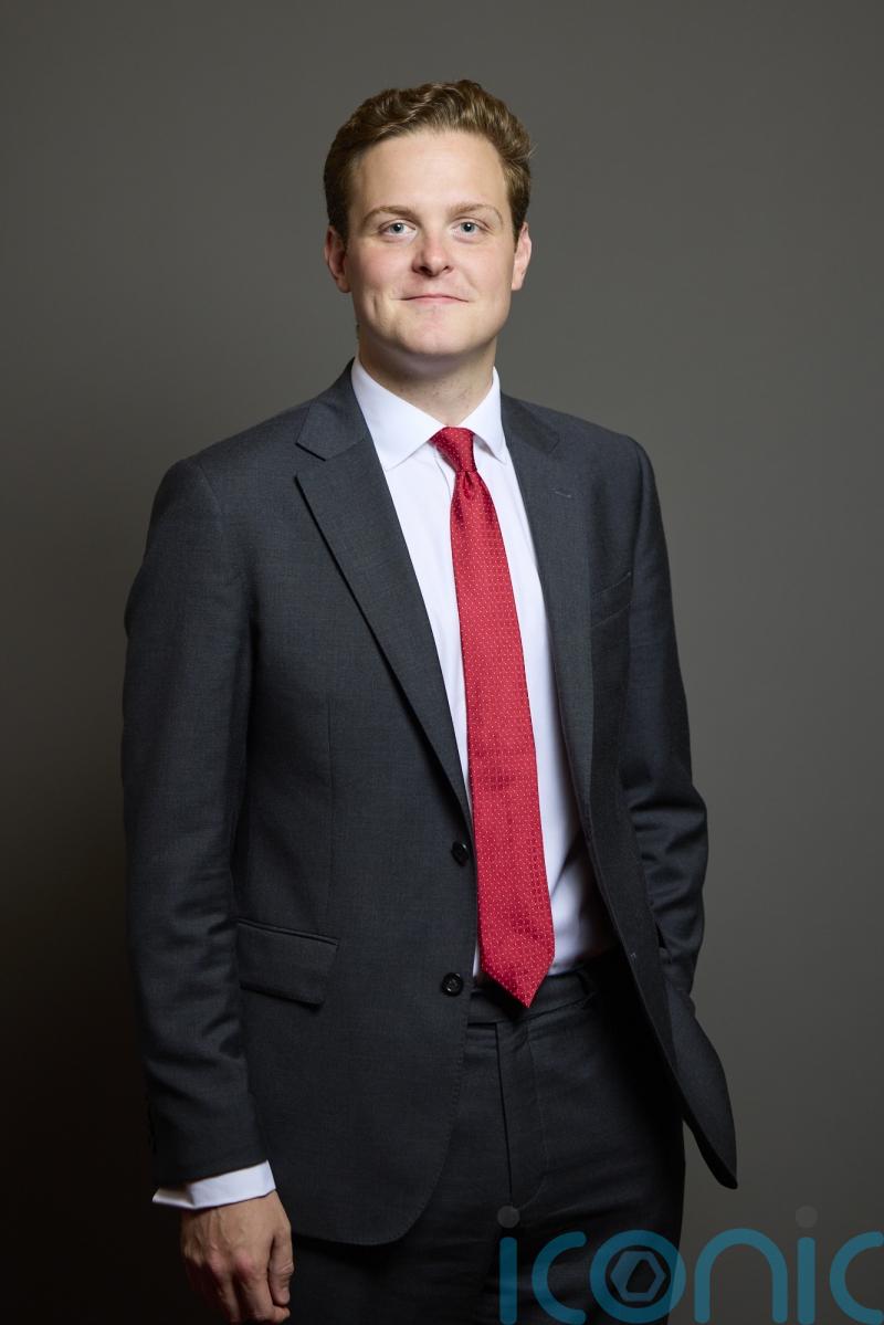 Labour MP Oliver Ryan apologises over comments in WhatsApp group