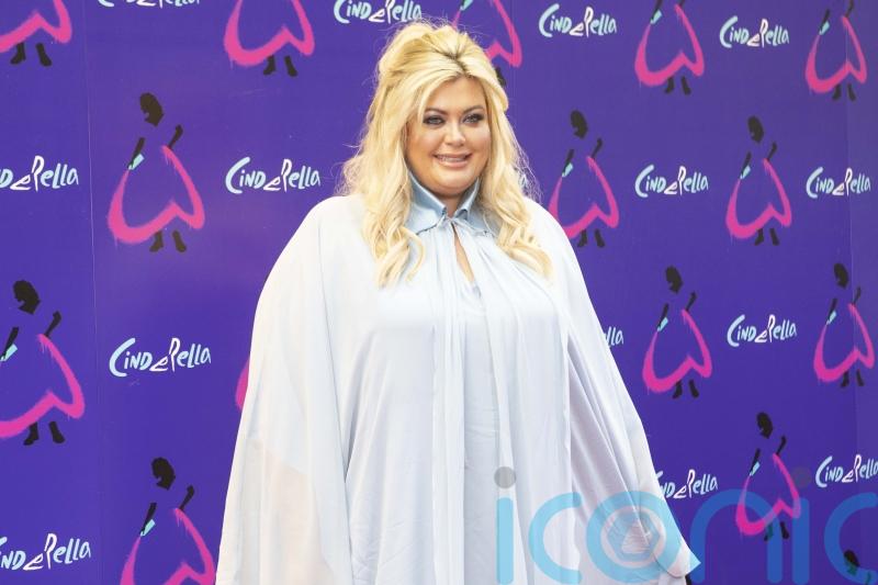 We’re coming to save you – Gemma Collins helps rescue car from ditch