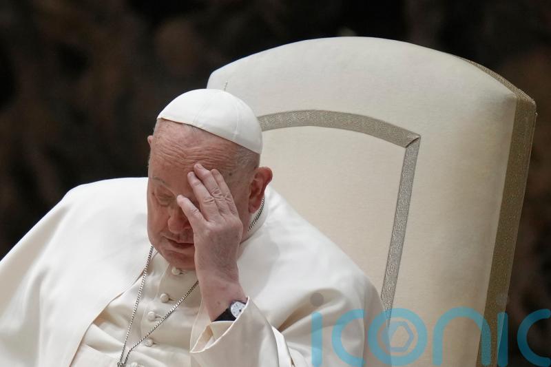Pope to be admitted to hospital for medical tests and to treat bronchitis
