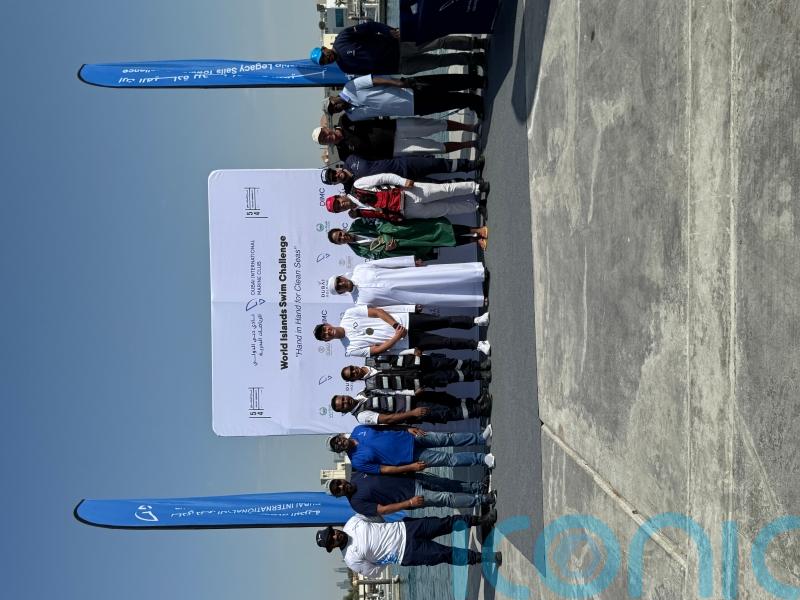 Scottish world-record holding swimmer completes loop of Arab islands