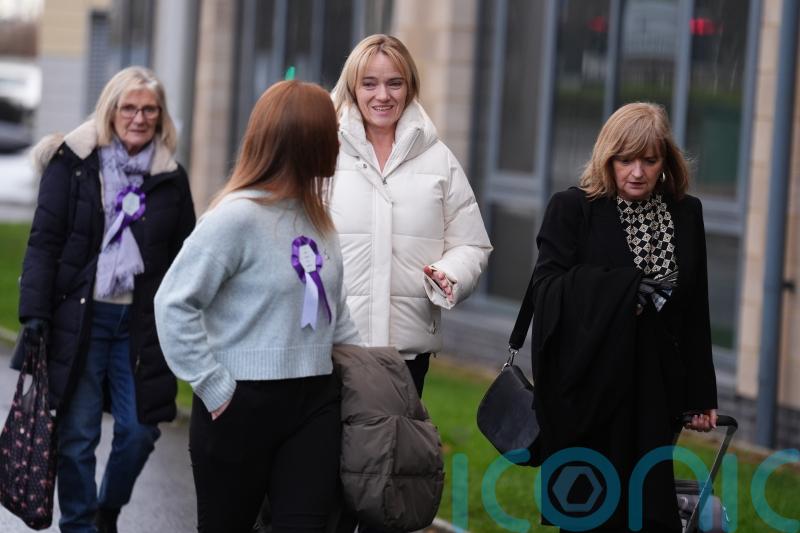 Ministers urged to seek legal advice on draft NHS transgender policy