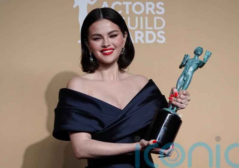 Selena Gomez emotional and stunned after SAG Only Murders In The Building win