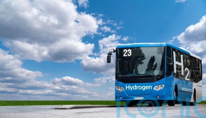 Transport system needs ‘transformation’ to reach net zero, study suggests