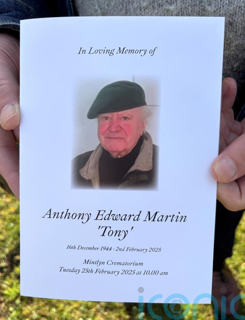 Funeral held for farmer Tony Martin who shot dead teenage burglar