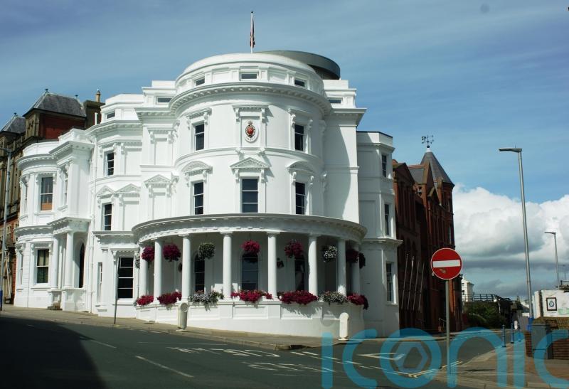 Isle of Man takes further step towards legalising assisted dying