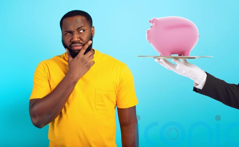 Looking for a new savings account? Here are some key benefits and pitfalls to consider