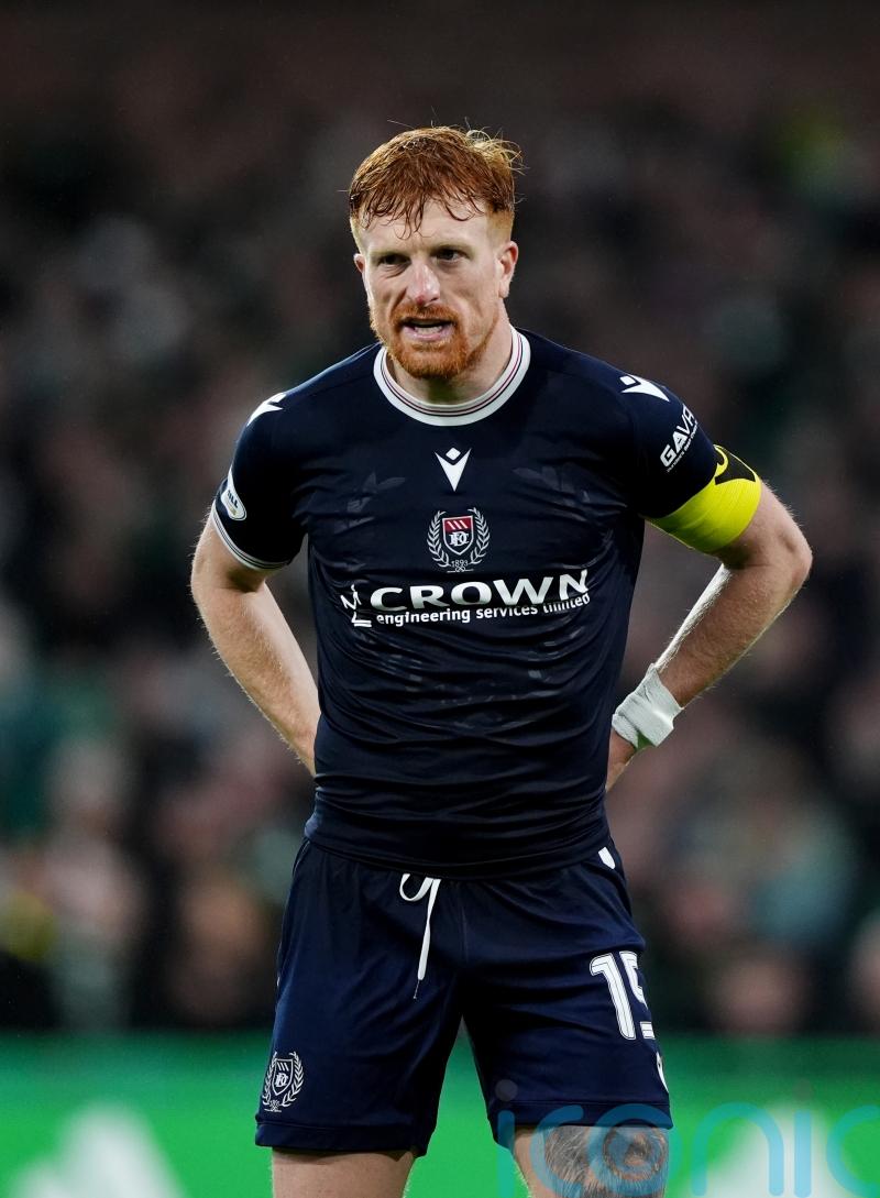 Simon Murray earns Dundee a point in basement battle