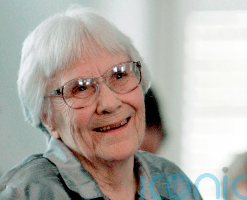 Short stories and essays by author Harper Lee to be published in October