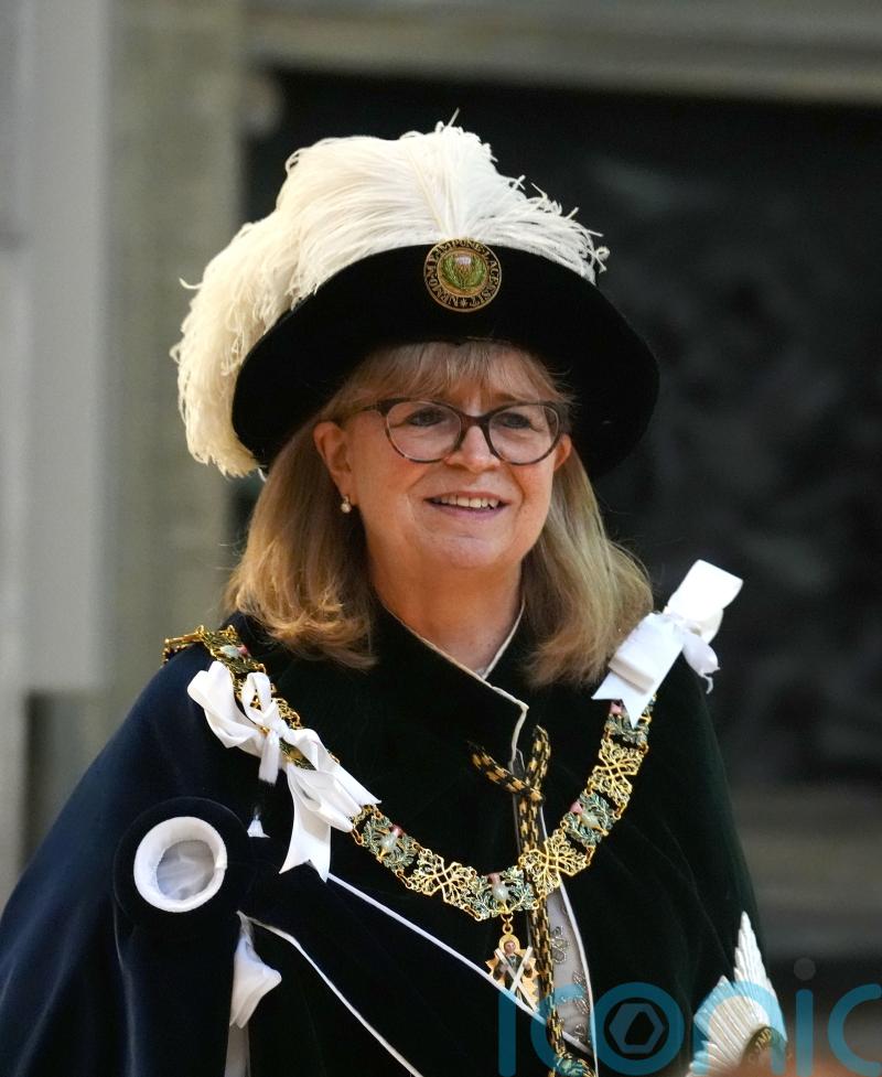 Catholics allowed to represent King at Church of Scotland after law overturned