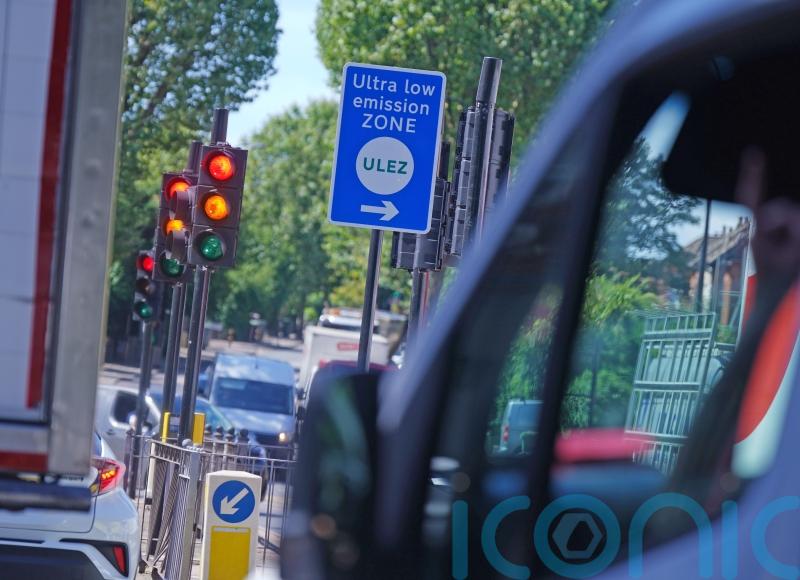 London boroughs which opposed Ulez expansion see biggest pollutant cut – study