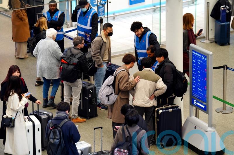 Eurostar to resume London-Paris services on Saturday