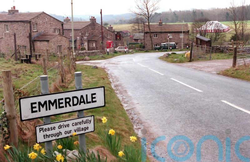 Soap fans are being conned by fake celebrity accounts, ITV Tonight show reveals