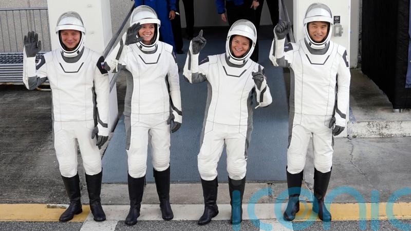 Nasa launch paves way for return of stranded astronauts from space station