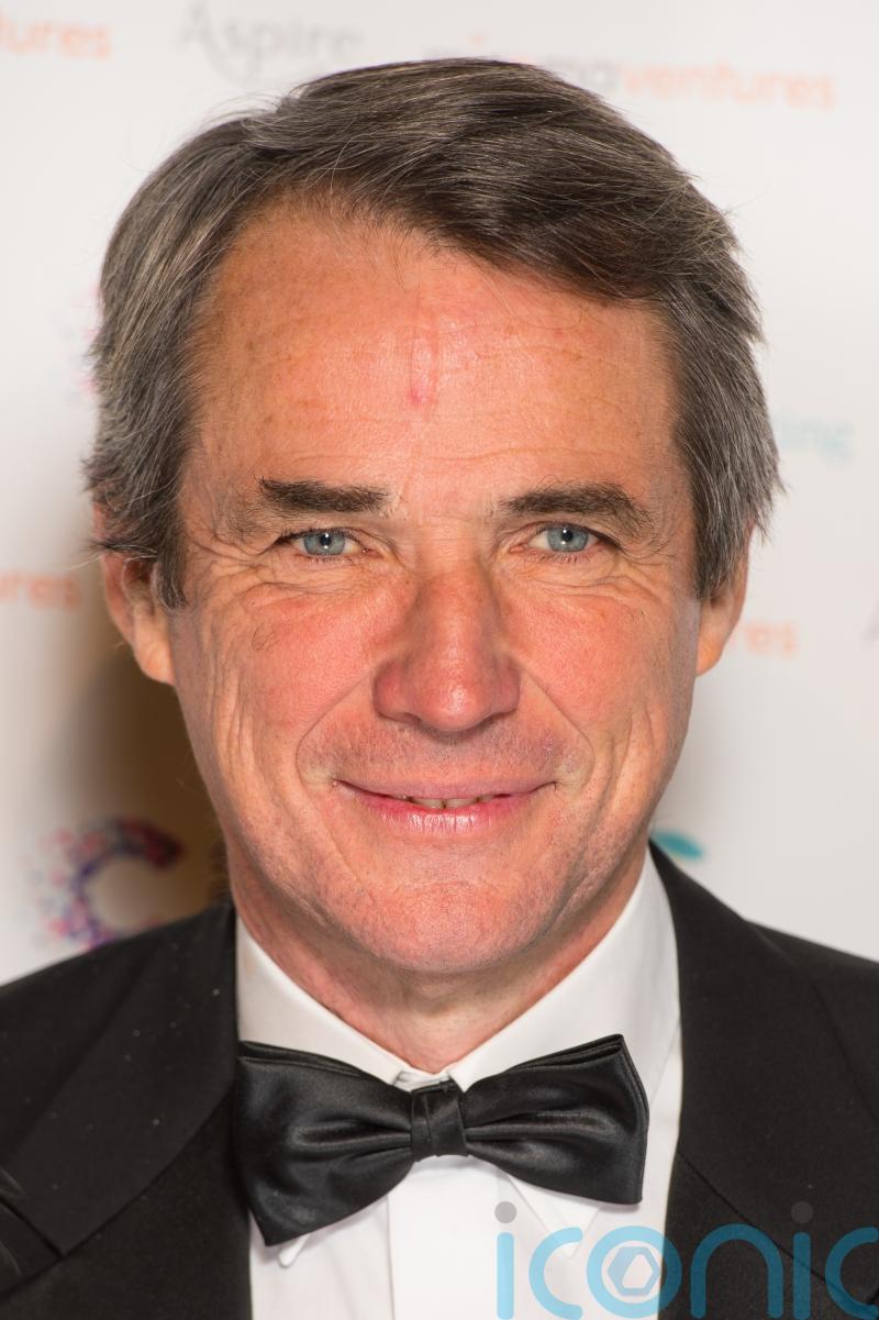Alan Hansen and Steve Lamacq to be honoured at investiture ceremony