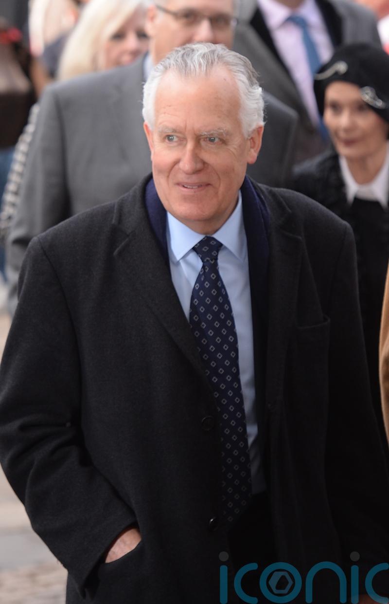 Reeves should bend fiscal rules and borrow to fund defence, says Labour grandee