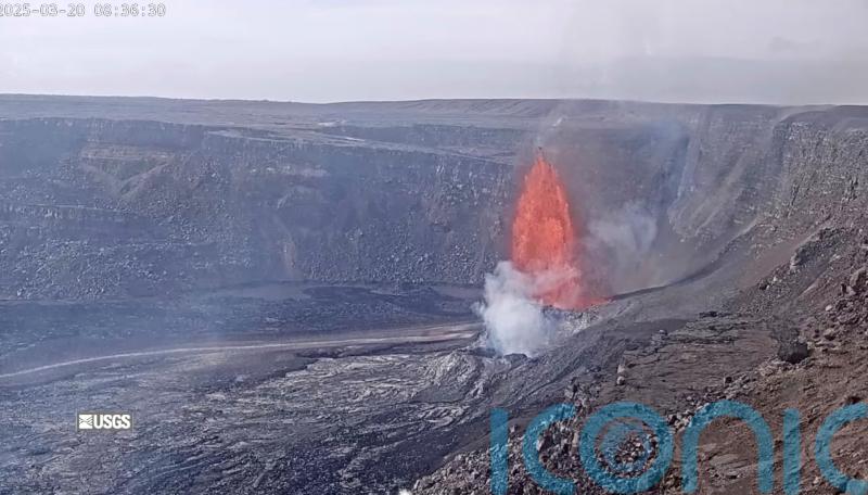 Hawaii’s Kilauea volcano resumes dazzling lava show