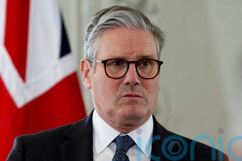 Starmer calls for deadline on Ukraine peace talks to stop Putin’s ‘games’
