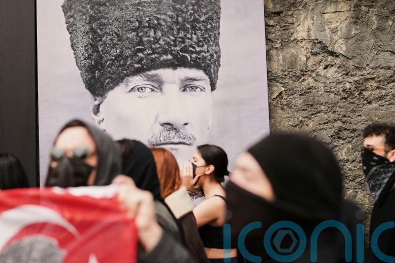More journalists detained by Turkey after covering anti-government protests