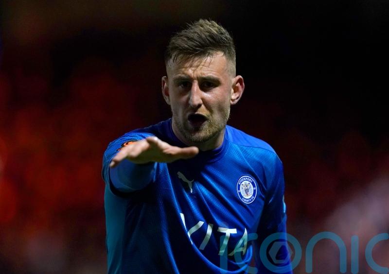 Scott Quigley sent off as Eastleigh lose at ambitious Tamworth