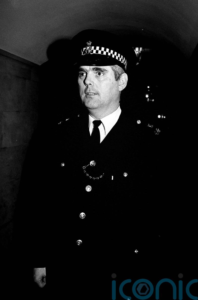 Pc Trevor Lock, who became a hero of the Iranian embassy siege,  dies aged 85