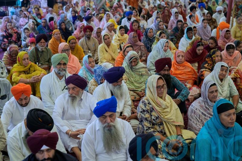 Thousands of Sikh pilgrims visit Pakistan to celebrate Vaisakhi festival