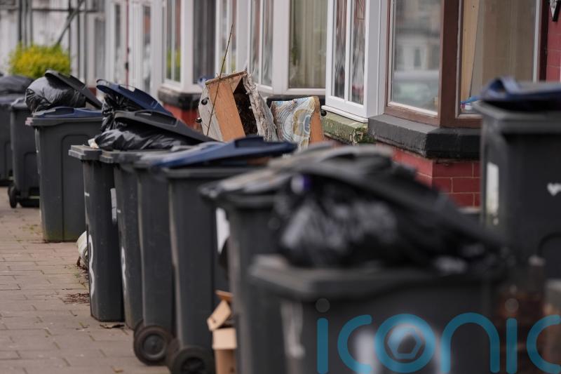 Birmingham rubbish strikes set to continue after bin workers reject offer