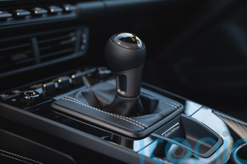Choice of cars with manual gearbox sinks by 57% since 2015 – survey