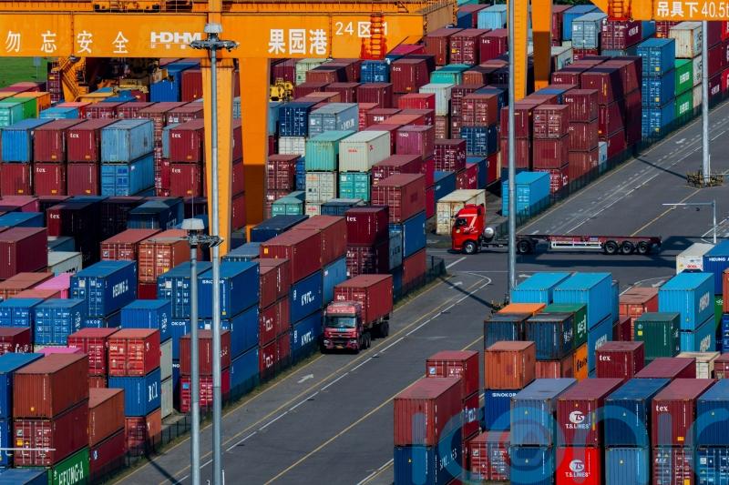 China warns countries against making trade deals with US unfavourable to Beijing