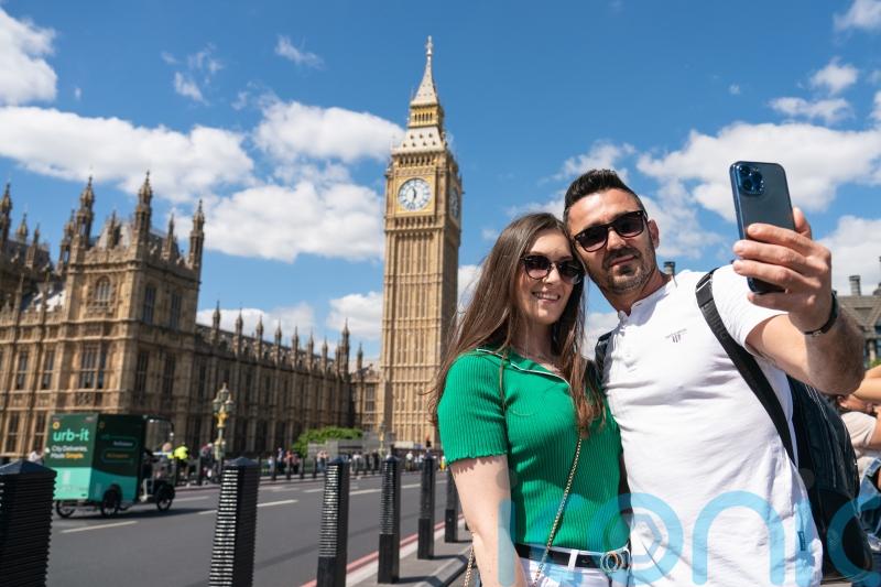 Government accused of ‘sabotaging’ tourism with ‘barriers to travel’